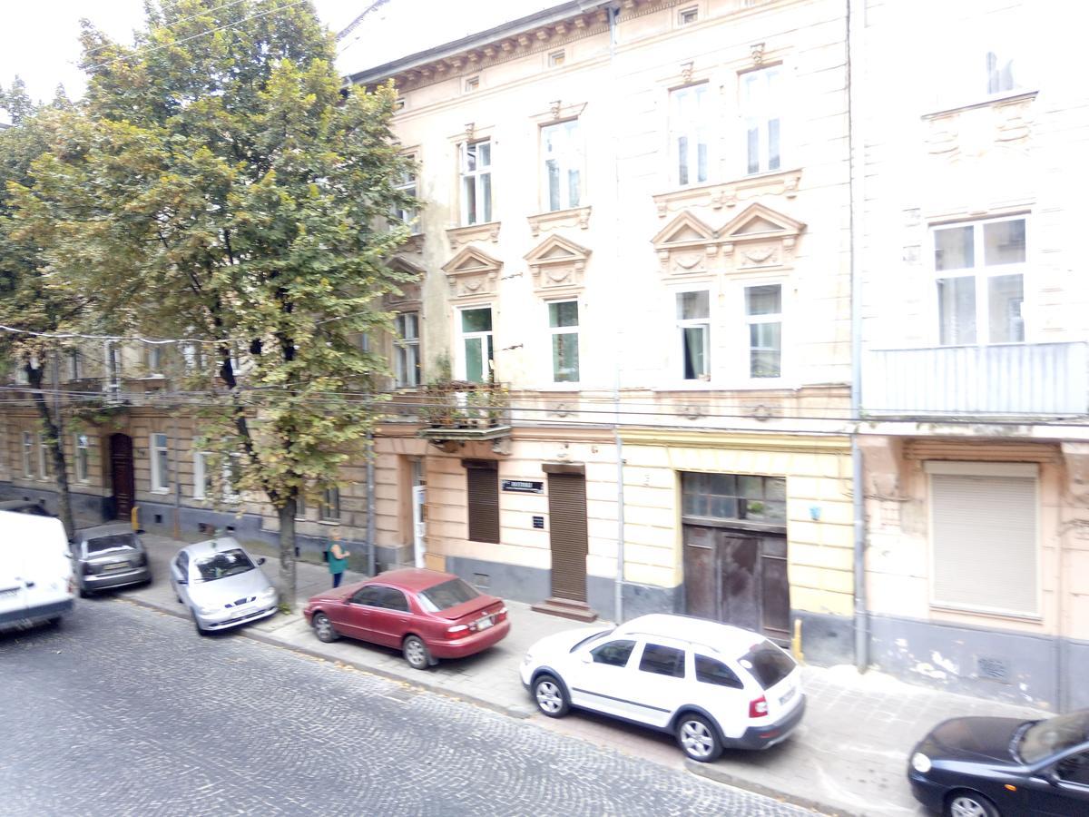 Апартаменти Flat On Sheptytskykh Львів Екстер'єр фото